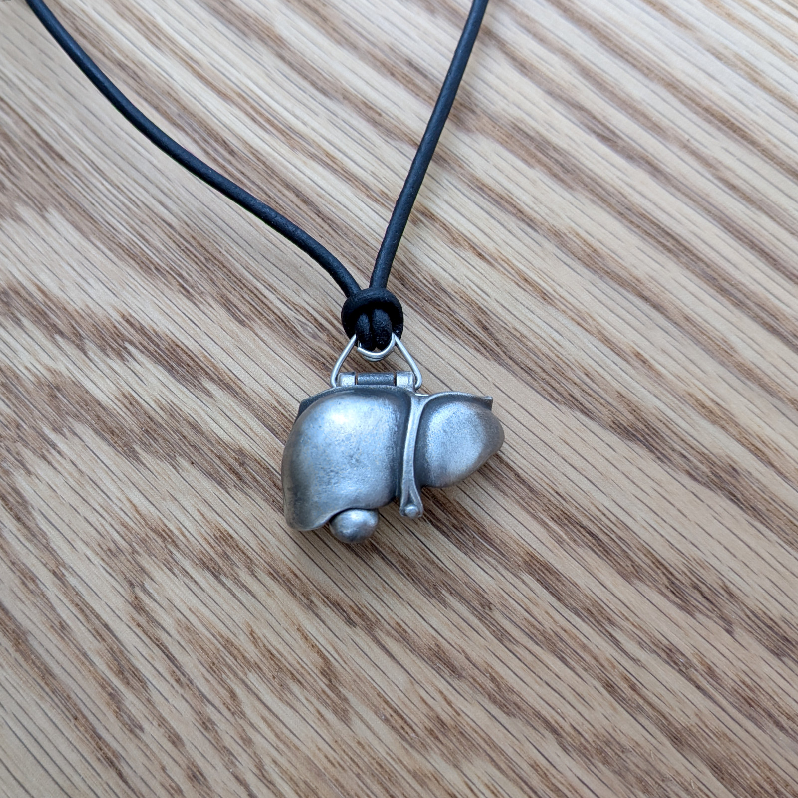 Articulating Human Liver Anatomy Pendant – TaylorCustom
